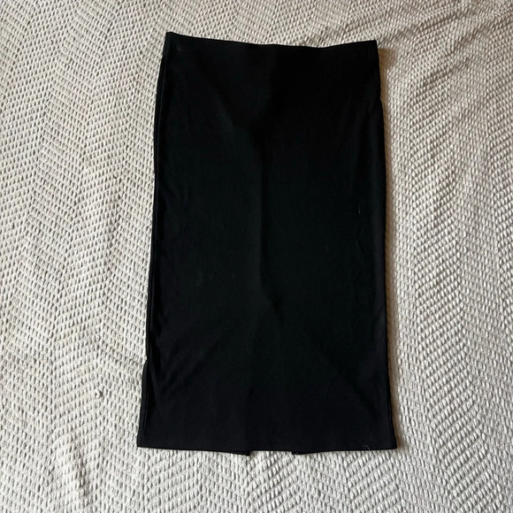 🖤Ribbed Mid Length Basic Skirt🖤 - Picture 2 of 6